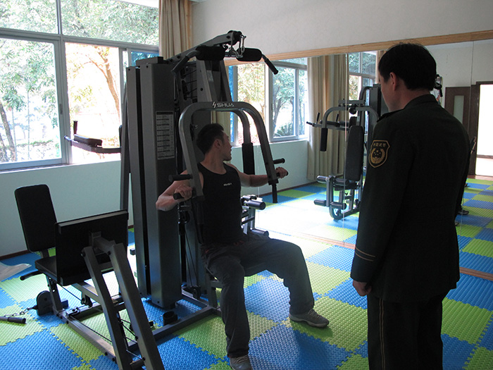 室内健身器材,单位健身器材,健身器材十大品牌-广西谈求吧体育健身器材有限公司