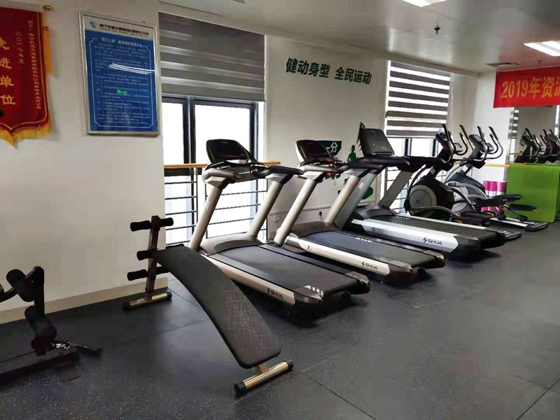 企事业单位健身房器材,单位职工健身房器材-广西谈求吧体育健身器材有限公司